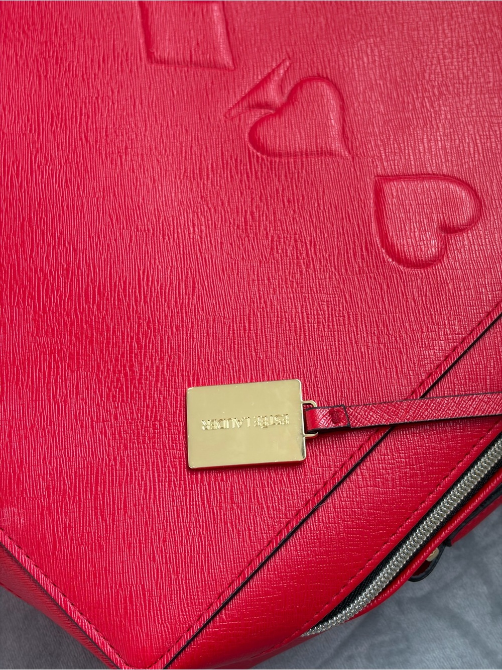Estée Lauder train-case with metal tag - Picture 6 of 8
